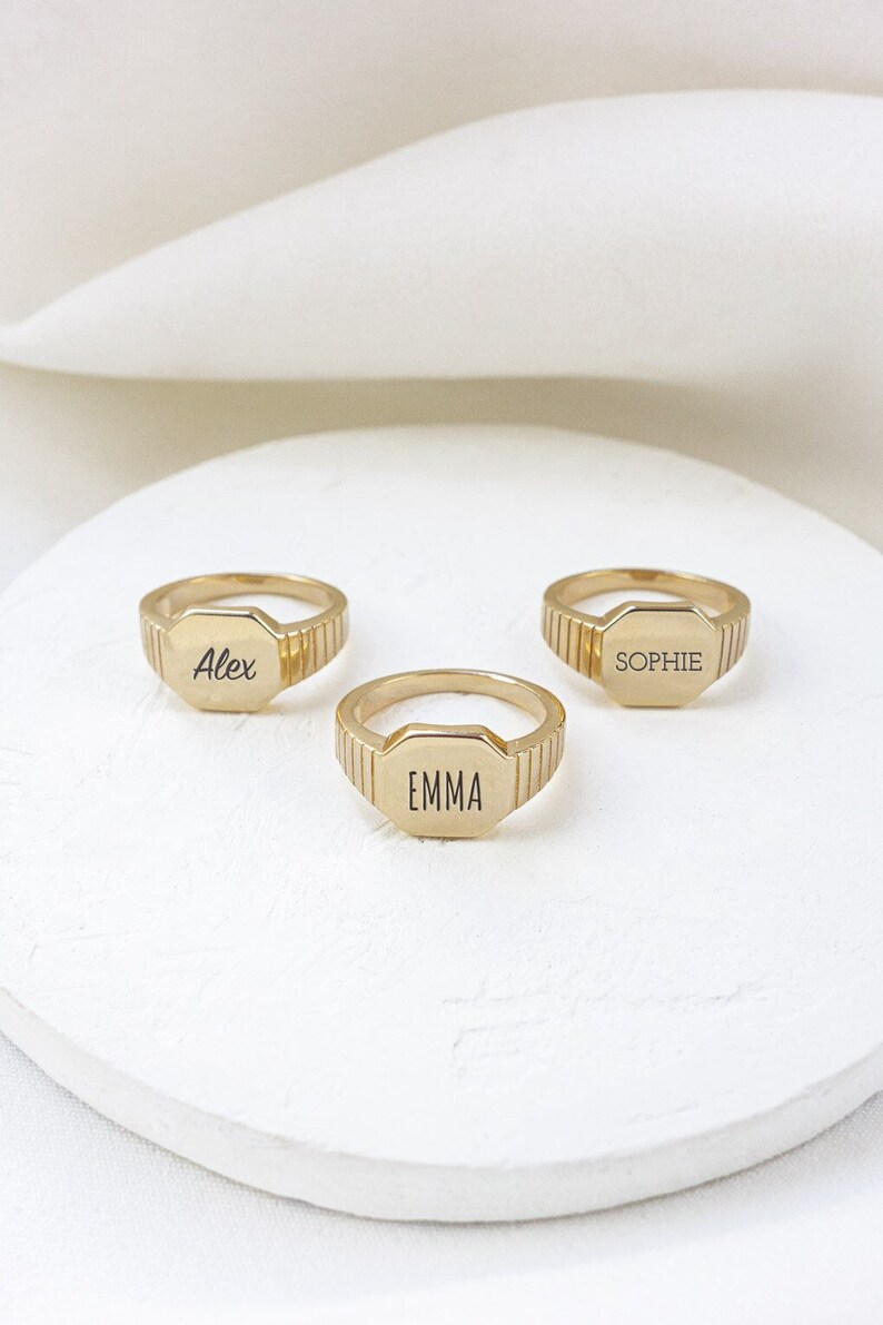 Custom Engraved Pinky Ring, Personalized Signet ring, Monogram Signet Ring, Personalized Name Ring, Initial Ring Gold