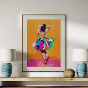 Ragazza con l'abito arcobaleno - Audace opera d'arte LGBTQ+ Pride, arte murale colorata, stampa senza cornice su carta opaca di alta qualità per l'arredamento della casa queer