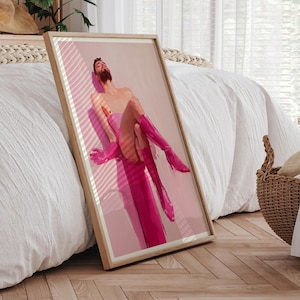 Stampa artistica "Non-Binary Pride" - Piedistallo rosa - Arte LGBTQ che dà potere, celebrazione rosa dell'espressione di genere, stampa opaca senza cornice da 200 g/m²