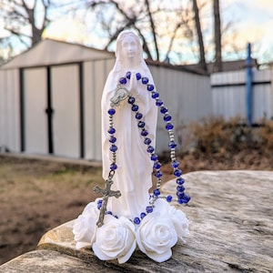 Mary in Roses - Rosary holder