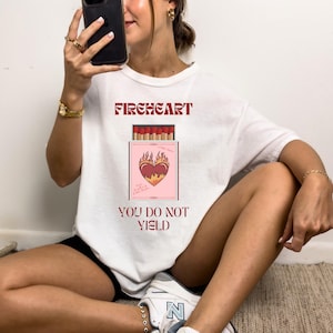 Fireheart T-shirt | Aelin Galathynius T-shirt | Throne of Glass Merch | Sarah J Maas Fan Merch
