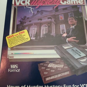 A Mystery Game &quot;Clue&quot; in Excellent Condition