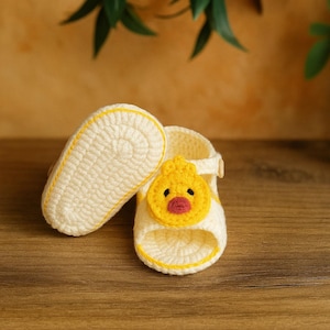 Duck Applique Baby Sandals, Crochet Pattern, summer shoe