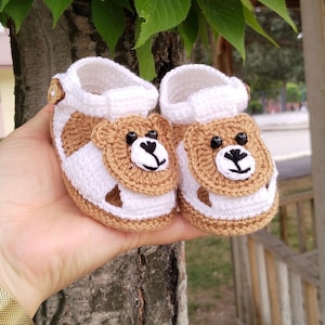 Babyschuhe Häkelanleitung mit Bär Applikation, 0-15 Meter Bild 4