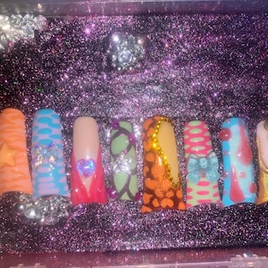LOUD Ducks Press~On Nails