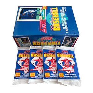 4 packs of 1989 Score vintage MLB Baseball cards. 16 player cards and 1 Magic Motion Trivia card per pack. Collect them all! Score 1989.
