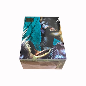 Kong The 8th Wonder Of the World complete base set of 80 vintage movie cards in excellent condition. Topps 2005. King Kong