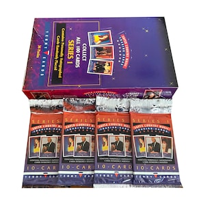 4 paquets de cartes à collectionner vintage Super Country Music. 10 cartes par paquet. Collectionnez les 100 ! Des autographes insérés au hasard ! Cartes Tenny 1993.