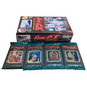 4 paquetes de tarjetas coleccionables vintage de Coca Cola Serie 2. 8 tarjetas + 1 tapa de Coca-Cola por paquete. Colección de tarjetas de 1994. ¡Tarjetas de persecución insertadas al azar!