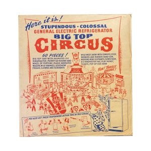 General Electric Big Top Circus paper toy building kit. Promo for GE refrigerators, released about 1950. 15" x 16" Contains 6 sheets Clowns!