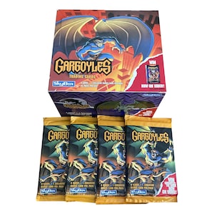 4 packs of Gargoyles vintage trading cards. 7 cards per pack. Randomly inserted special cards. Collect them all! Skybox 1995.