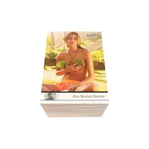 Ensemble de base complet de 100 cartes à collectionner Sports Illustrated Swimsuit Edition 2006 en excellent état. Objets de collection stellaires.
