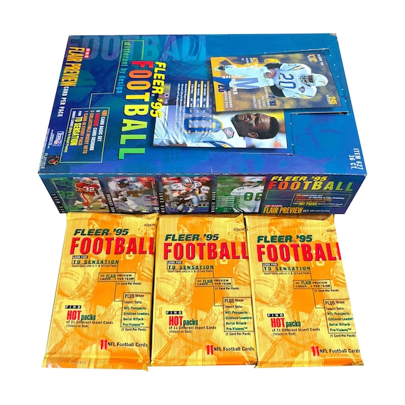 3 Packs of 1995 Vintage Fleer NFL Football Cards. 11 Cards per