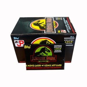 1 pack of Jurassic Park Deluxe Gold Series vintage trading cards. 8 movie cards + 1 comic art card per pack. Topps 1992. Scarce!