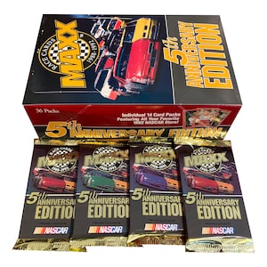 4 pakken Maxx Race Cards 5th Anniversary 1992. NASCAR officieel gelicentieerde vintage ruilkaarten. 14 kaarten per pak. Uitgegeven door Maxx Inc.