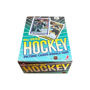 1990年ToppsのビンテージNHLホッケーピクチャーカードのフルボックス。15枚入り36パック。Topps 1990。全部集めよう！NHLの往年のスター選手が勢ぞろい！
