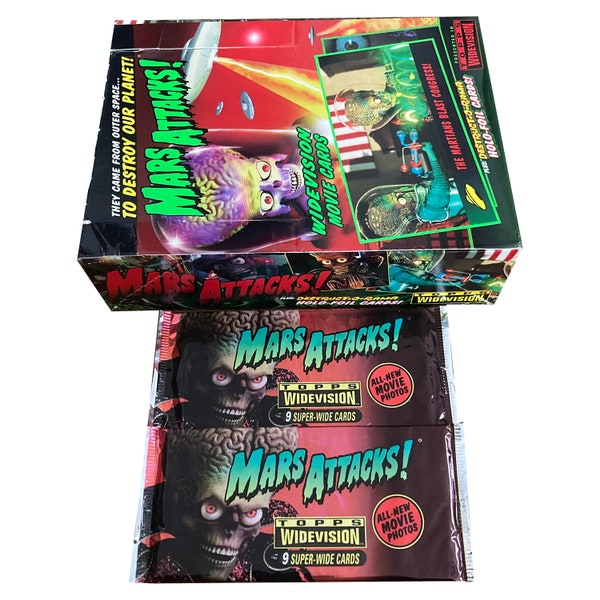 2 packs of Mars Attacks! widevision movie cards. 9 cards per pack. Randomly inserted holo-foil chase cards. Topps 1996. Tim Burton!