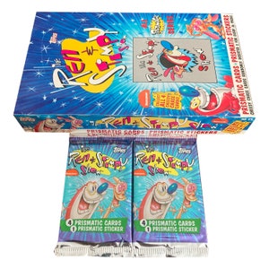 2 Packungen Vintage Sammelkarten aus der Serie The Ren & Stimpy Show aus der Prismatic Serie. 4 Prismatic Karten + 1 Prismatic Sticker pro Packung. Topps 1993.