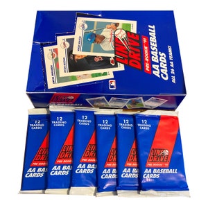 6 confezioni di carte da baseball Line Drive AA. Pre-rookie '91. Tutte le 26 squadre AA! 12 carte per pacchetto. Collezionali tutti! Impel 1991.