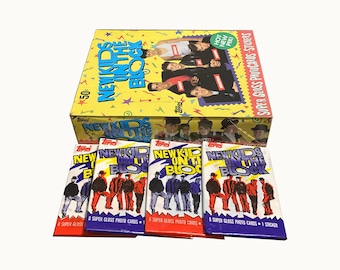 4 packs of New Kids On the Block vintage trading cards. Sealed wax packs. 8 cards + 1 sticker per pack. Topps 1989. Collect them all!