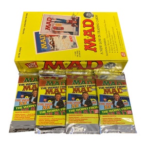 4 pakken MAD Magazine Series 1 ruilkaarten. Het ergste van MAD! 11 kaarten per pak. Willekeurige inzetstukken! Uitgebracht door Lime Rock in 1992. Leuk!