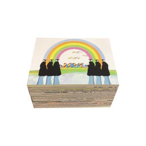 The Beatles Yellow Submarine kompletter Satz von 72 Vintage-Sammelkarten in ausgezeichnetem Zustand. Duokarten von 1999. Schön!
