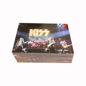 KUS leeft! complete set van 72 vintage ruilkaarten in uitstekende staat. Uitgebracht door NECA in 2001. Kiss Army!