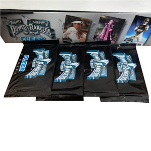 4 Packungen von Mighty Morphin Power Rangers The Movie Sammelkarten. 6 Karten pro Packung. Walmart Exclusive Pakete. Fleer 1995.