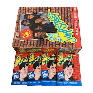 4 packs of 21 Jumpstreet vintage trading cards. Topps 1988. 5 cards + 1 sticker per pack. Johnny Depp! Vintage wax packs. 21 Jump Street.