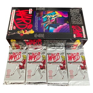 4 Packungen mit 50 Fabulous Years of Torchy von Bill Ward. 10 Karten pro Packung. Sammle sie alle! Für reifes Publikum gedacht. Comic Bilder 1994.
