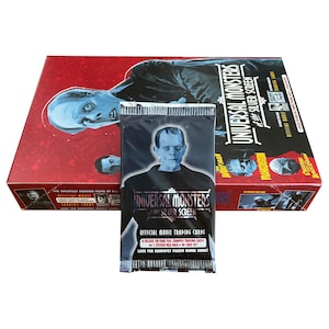 1 Pack Universal Monsters of the Silver Screen vintage Sammelkarten. Jede Packung enthält 8 deluxe Tri-Tone Karten & 1 Sticker! 1996.