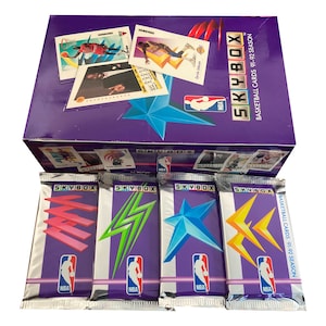 4 Packungen mit 1991-1992 Skybox vintage Series 1 NBA Basketball Karten. 15 Karten pro Packung. Skybox 1991. Sammle sie alle!