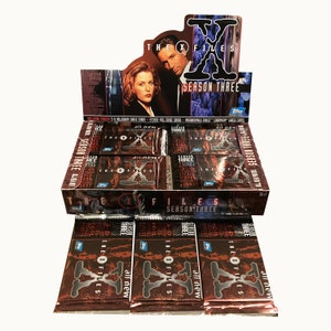 3 packs of The X-Files Season 3 vintage trading cards. 9 cards per pack. Topps 1996. The Truth Is Out There! Dana Scully! Fox Mulder!