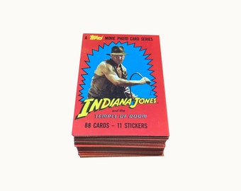 Animal Freaks Complete Boxed Set of 40 Vintage Trading Cards