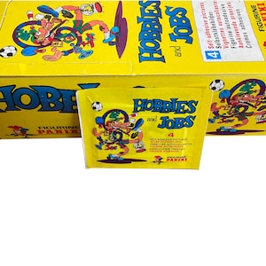 1 confezione di adesivi per album vintage Hobbies and Jobs. 4 adesivi per confezione. Pubblicato da Panini nel 1975. Molto raro!