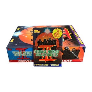 Un paquete de tarjetas de la película Tortugas Ninja III. 8 tarjetas + 1 pegatina por paquete. ¡Recién salidas de la caja! Topps 1992. TMNT 3. ¡Difícil de encontrar!