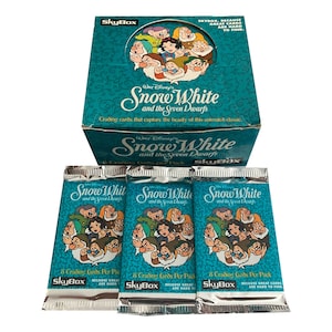 3 Packungen von Disneys Schneewittchen und die 7 Zwerge Serie 1 Vintage Sammelkarten. 8 Karten pro Packung. Skybox 1993. Sammle sie alle!