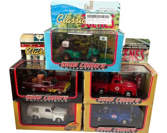 CLEARANCE! Lot of 5 Road Champs "Classic Scenes" diecast model cars + trucks with varying degrees of damaged packaging. Made in 1999.