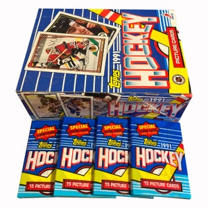 4 packs of 1991 Topps NHL Hockey vintage picture cards. 15 cards per pack. Topps 1991. Collect them all!