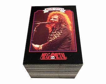 Coleção completa Mega Metal com 150 cards colecionáveis antigos em excelente estado. Iron Maiden, Skid Row, Dio, Judas Priest, Bon Jovi e muito mais! 1991.