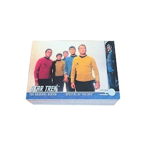Star Trek: A Série Original, série 3, conjunto básico completo com 75 (172-246) cards colecionáveis vintage em excelente estado. Skybox 1998.