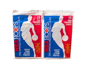 2 packs of 1989-1990 NBA Hoops Series 1 vintage Basketball cards. 15 cards per pack The official NBA Basketball Card. Jordan? Magic Johnson?