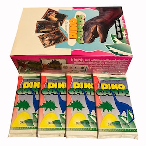 4 paquets de Dinamation DinoCards. Chaque carte contient des dinosaures réalistes et scientifiquement précis et des faits fascinants. Collectionnez les 80 ! 1992.