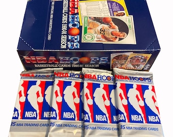 4 Packungen mit 1990-1991 NBA Hoops Vintage Basketball Karten. 15 Karten pro Packung. Die offizielle NBA Basketball Karte. Jordanien? Pippen? Vogel? Rodmann?
