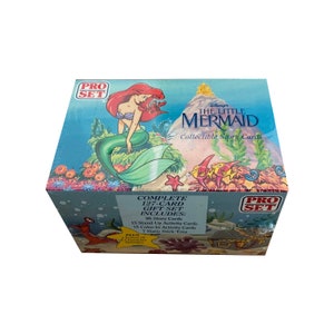 Coffret cadeau complet de 127 cartes en boîte de La Petite Sirène de Disney. Tout neuf et scellé en usine. Coffret professionnel 1991. Ariel ! Ursule ! Sébastien !