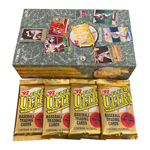 1992年 Fleer Ultra ベースボールカード シリーズ1 4パック。1パックに14枚のピクチャーカード。複数のサブセットをご用意！全部集めよう！ Fleer 1992。MLB