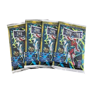 4 paquets de cartes à collectionner vintage Deathmate. 8 cartes par paquet. Cartes spéciales insérées au hasard. Collectionnez les 110 ! Pont supérieur 1993.
