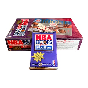 1 pacote de cards vintage NBA Hoops Series 2 de 1994-1995 da NBA. 12 cards por pacote. O card oficial da NBA Basketball.