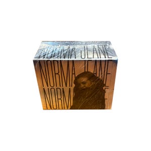 Norma Jeane The Lost Portfolio werkseitig versiegelt Box Set mit 75 Vintage-Sammelkarten. Fotografie von Marilyn Monroe von Joseph Jasgur. 1993.
