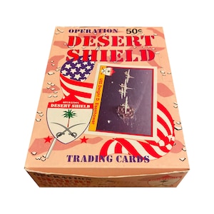 Caixa cheia de cartões colecionáveis vintage Operation Desert Shield. 36 pacotes de cera vintage, 12 cartões por pacote. Cartões colecionáveis Pacific 1991.